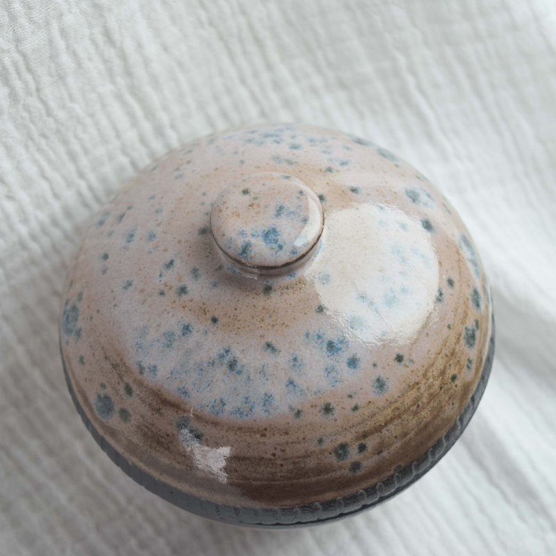 THE HEART'S HUSH - Image 2