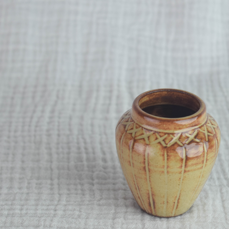 TINY TANNED LOLA - Image 6