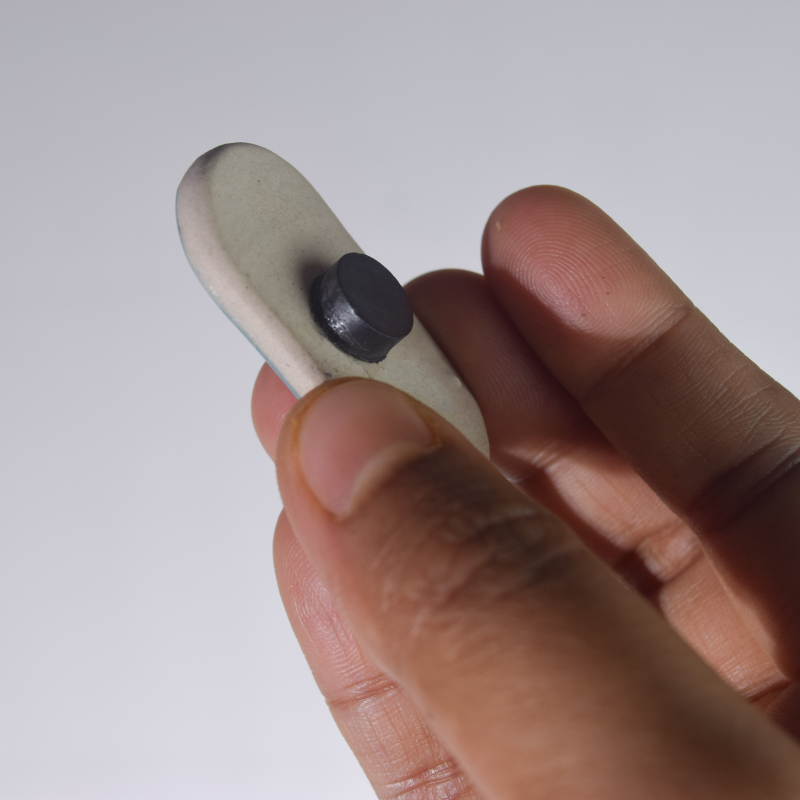 THE SQUEEZE - Image 3