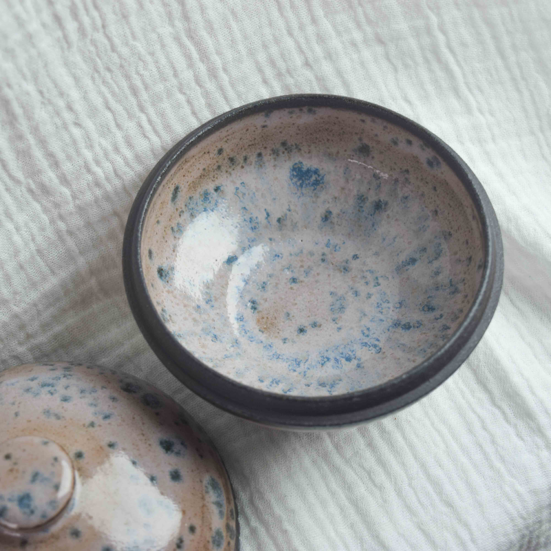 THE HEART'S HUSH - Image 3